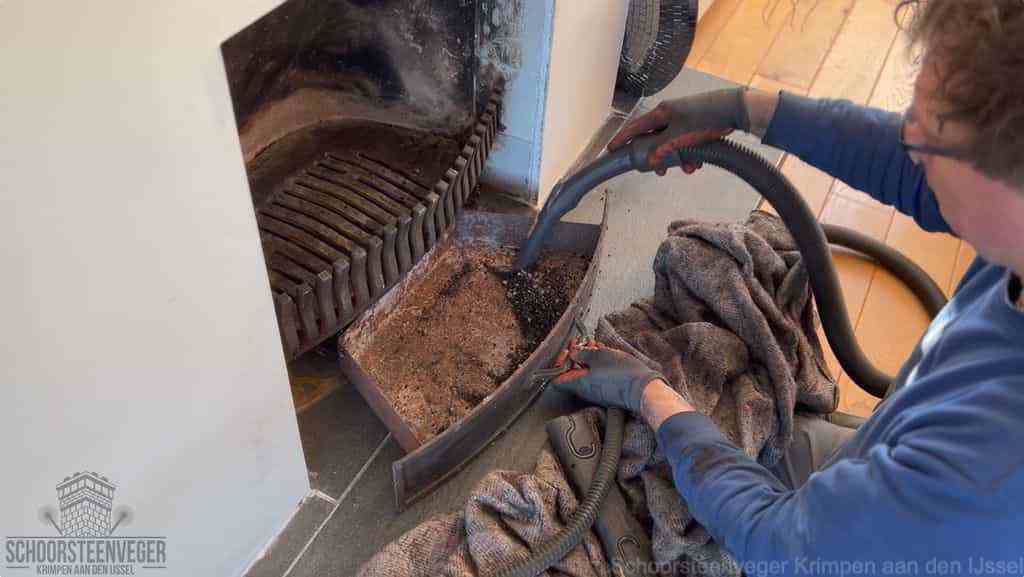 Prijs schoorsteenvegen Krimpen aan den IJssel schouw reinigen Prijs schoorsteenvegen Krimpen aan den IJssel schouw reinigen